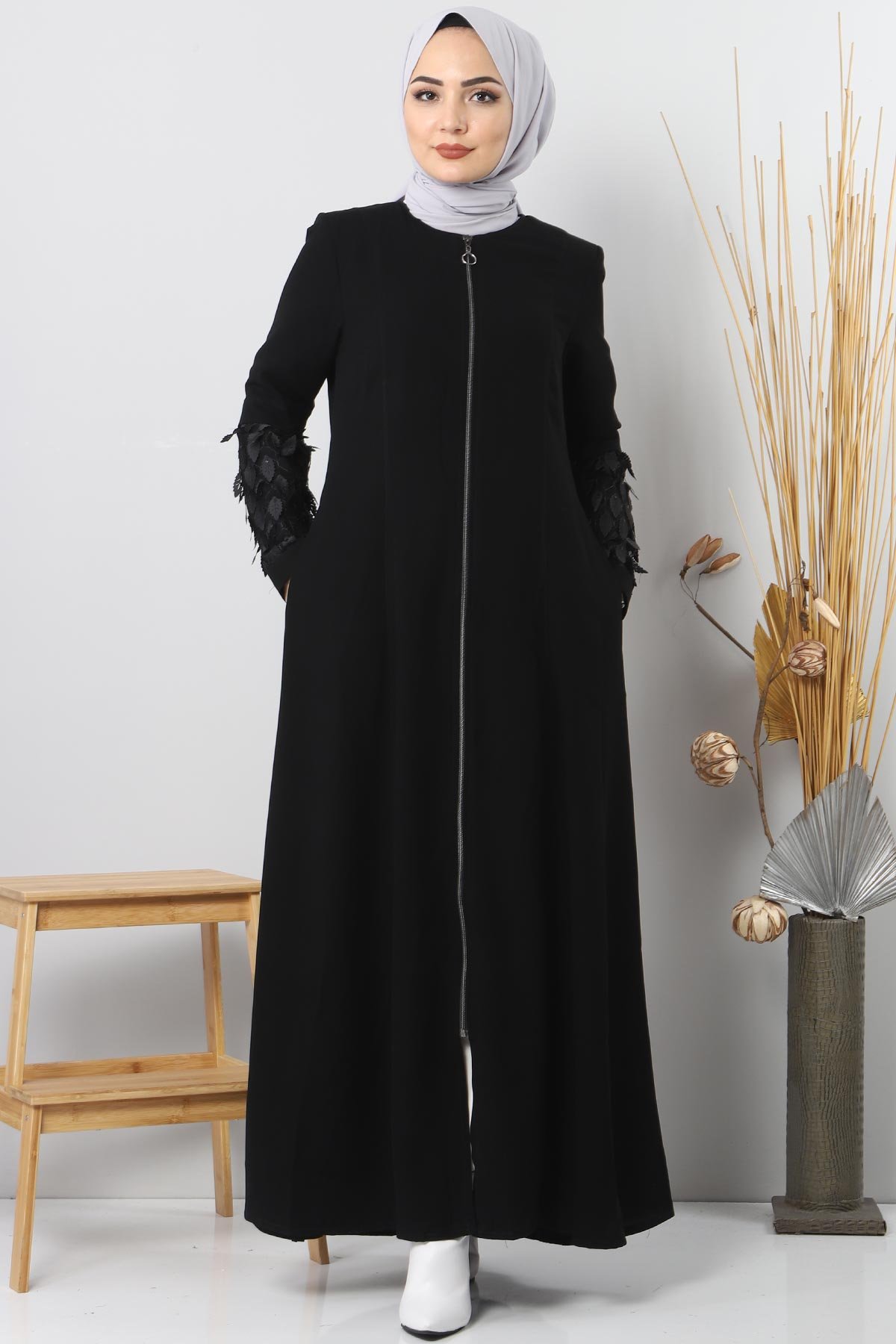 Abaya Large Sizes TSD2409 Black