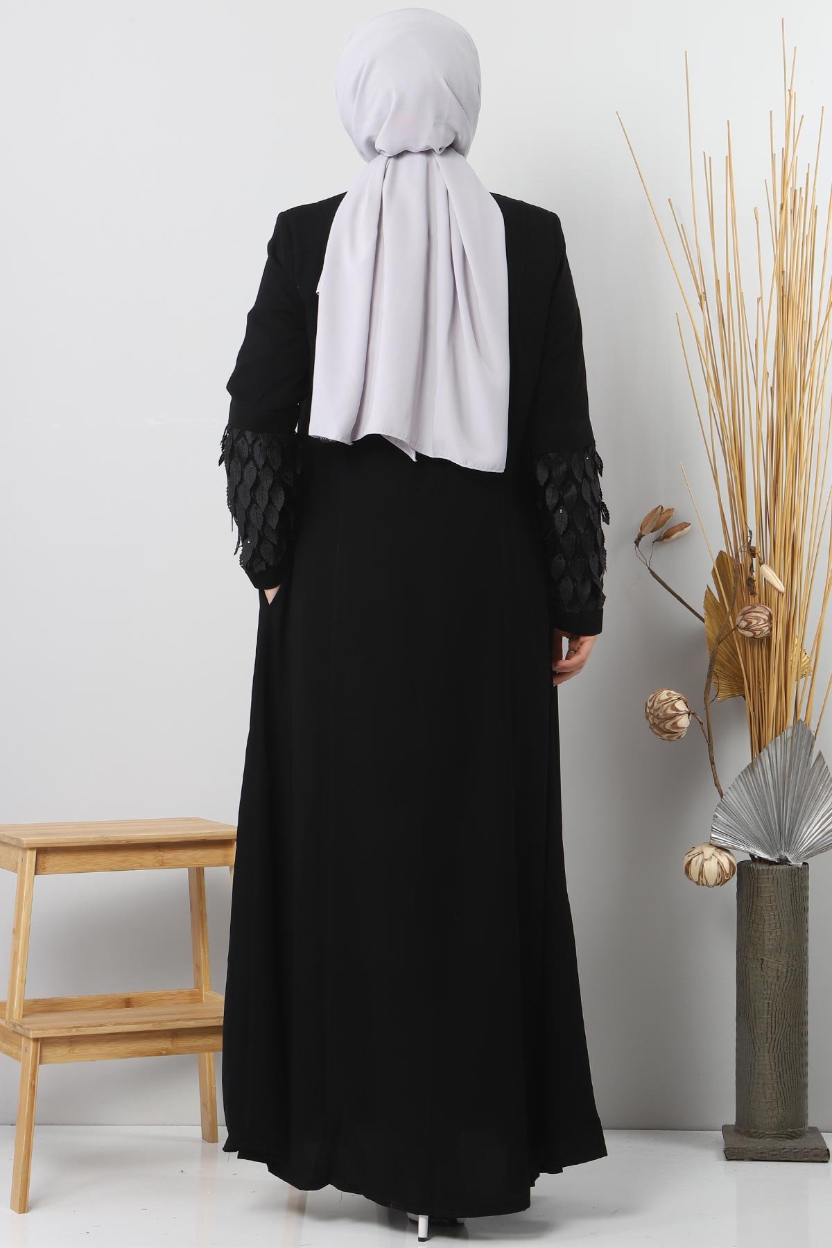 Abaya Large Sizes TSD2409 Black