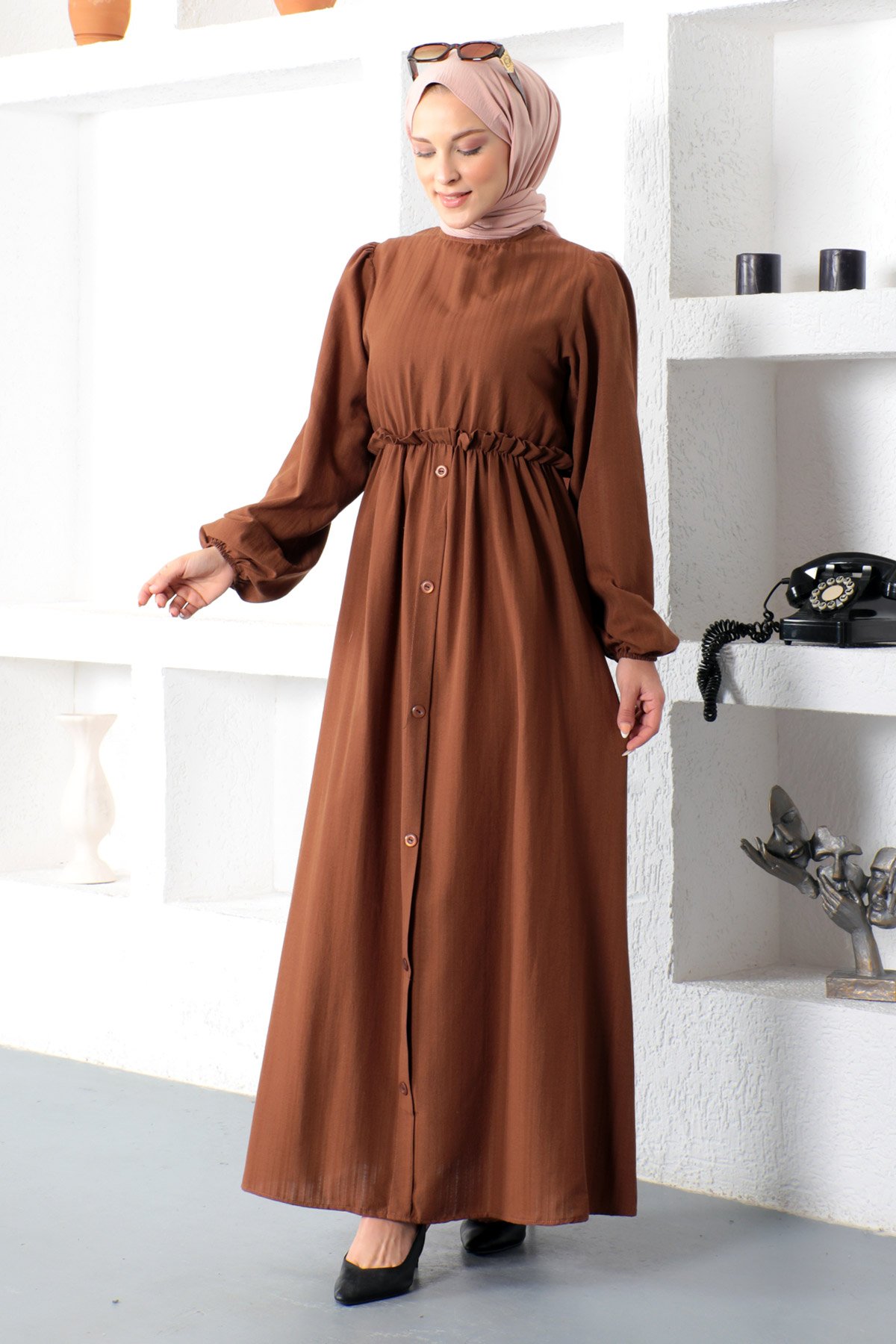 Eteği Düğme Detaylı Elbise TSD221206 Kahverengi