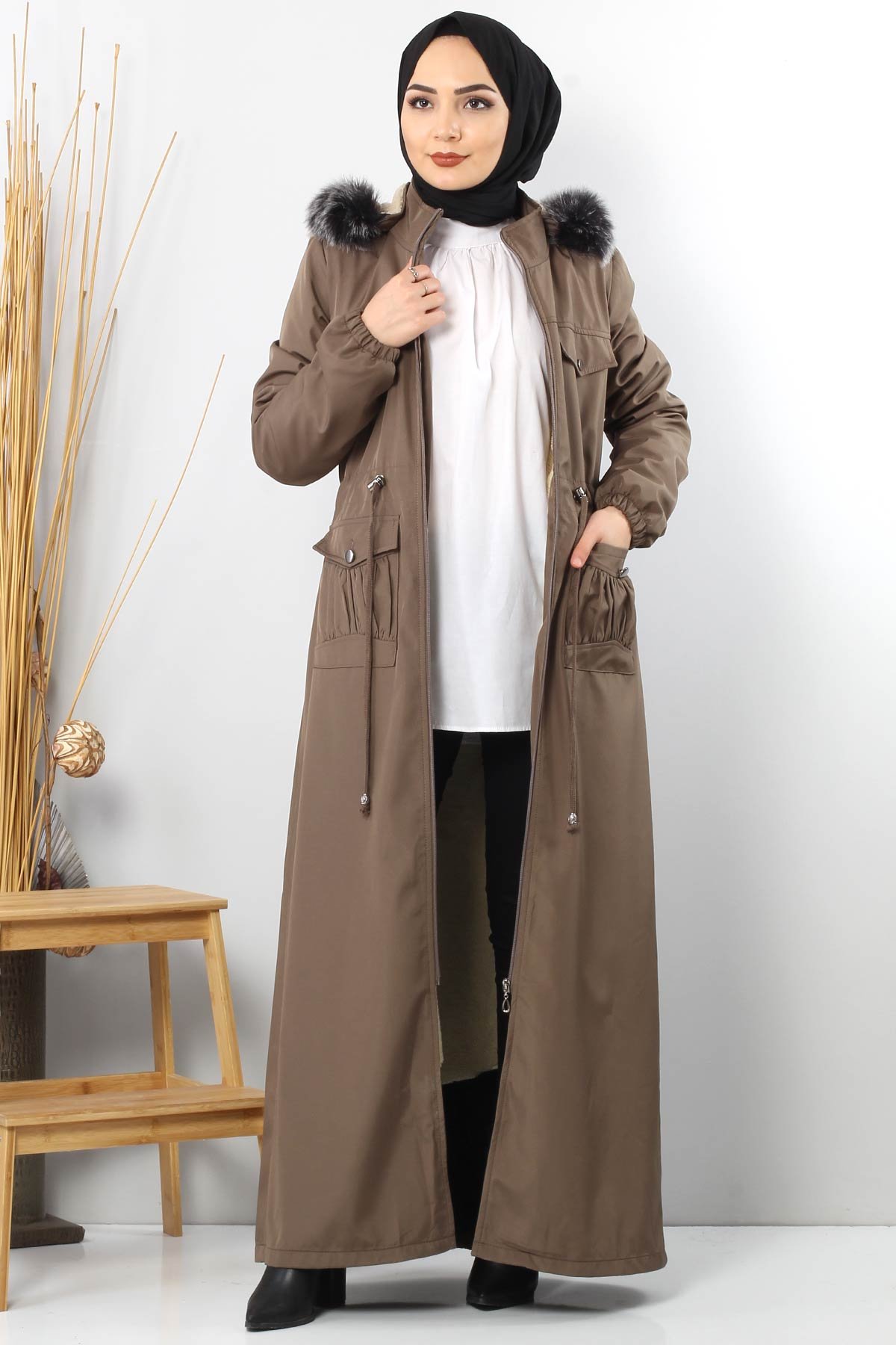 Full length coat TSD8907 with pockets Nude.