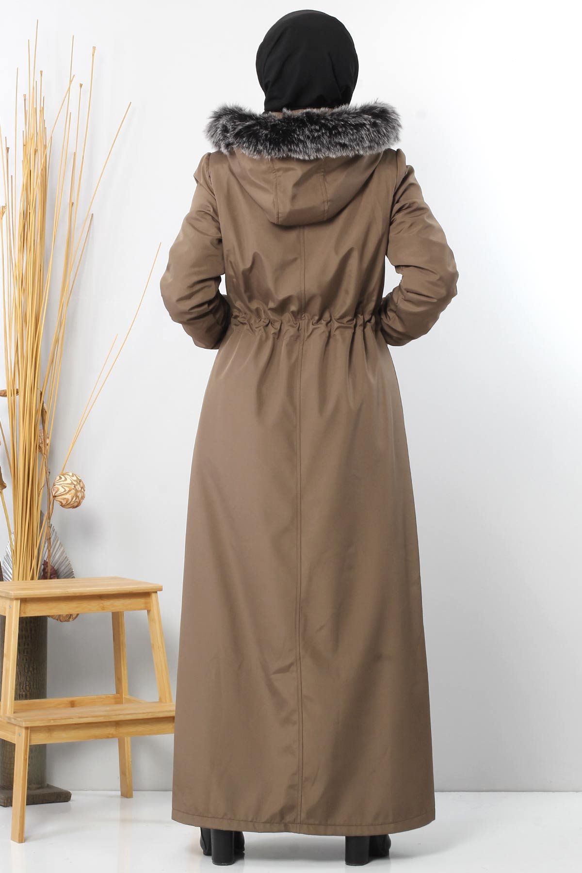 Full length coat TSD8907 with pockets Nude.