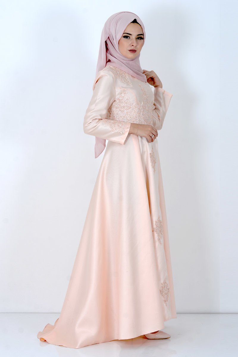 Guipure Detailed Hijab Evening Dress TSD8619 Powder