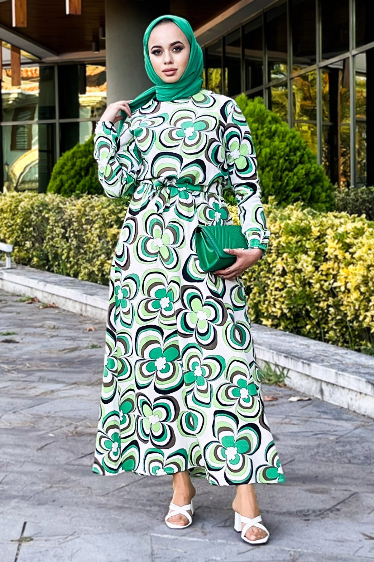 Manolya Desenli Beli Lastikli Elbise TSD220848 Yeşil