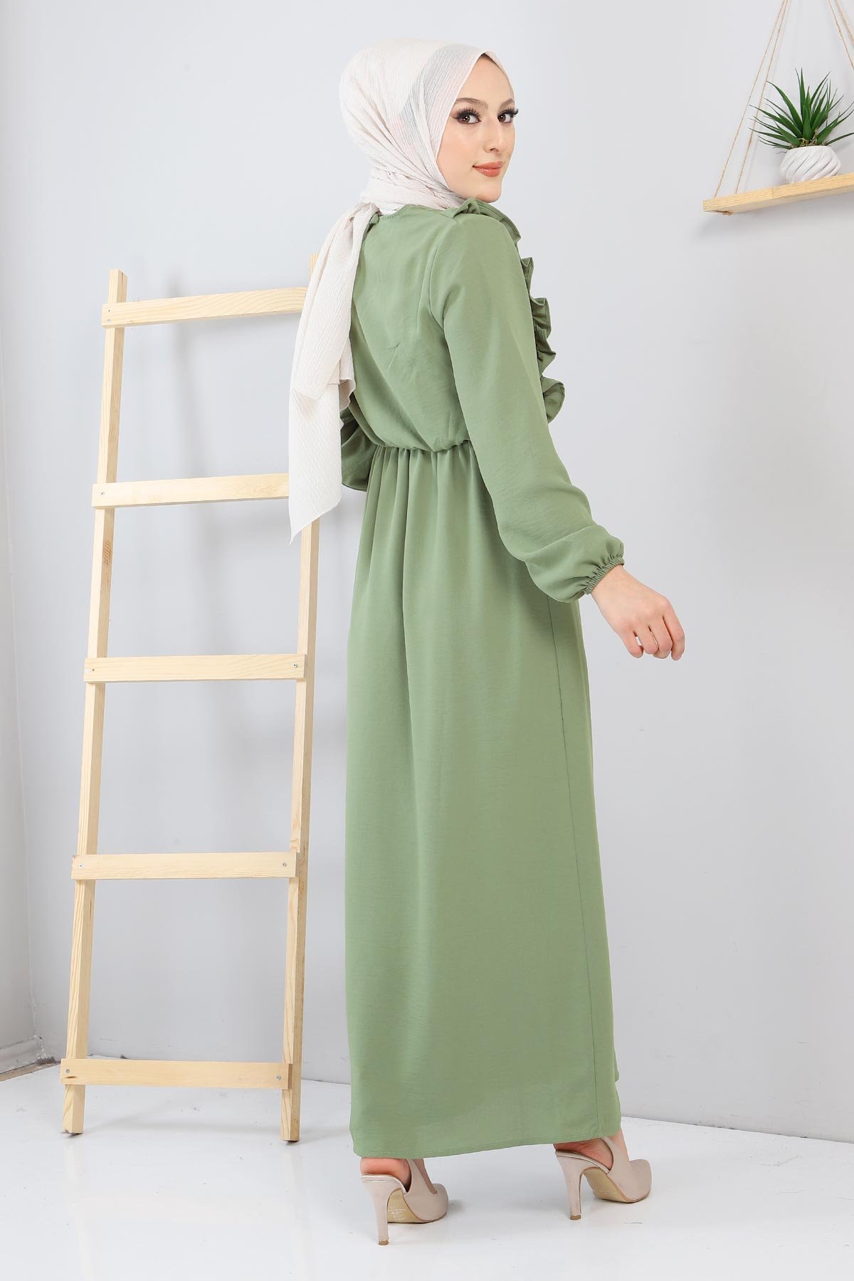 Önü Fırfır Detaylı Elbise TSD220123 Yeşil