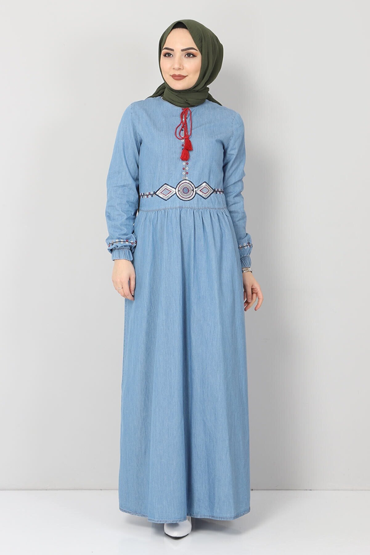 Püskül Detaylı Nakışlı Kot Elbise TSD006151 Açık Mavi