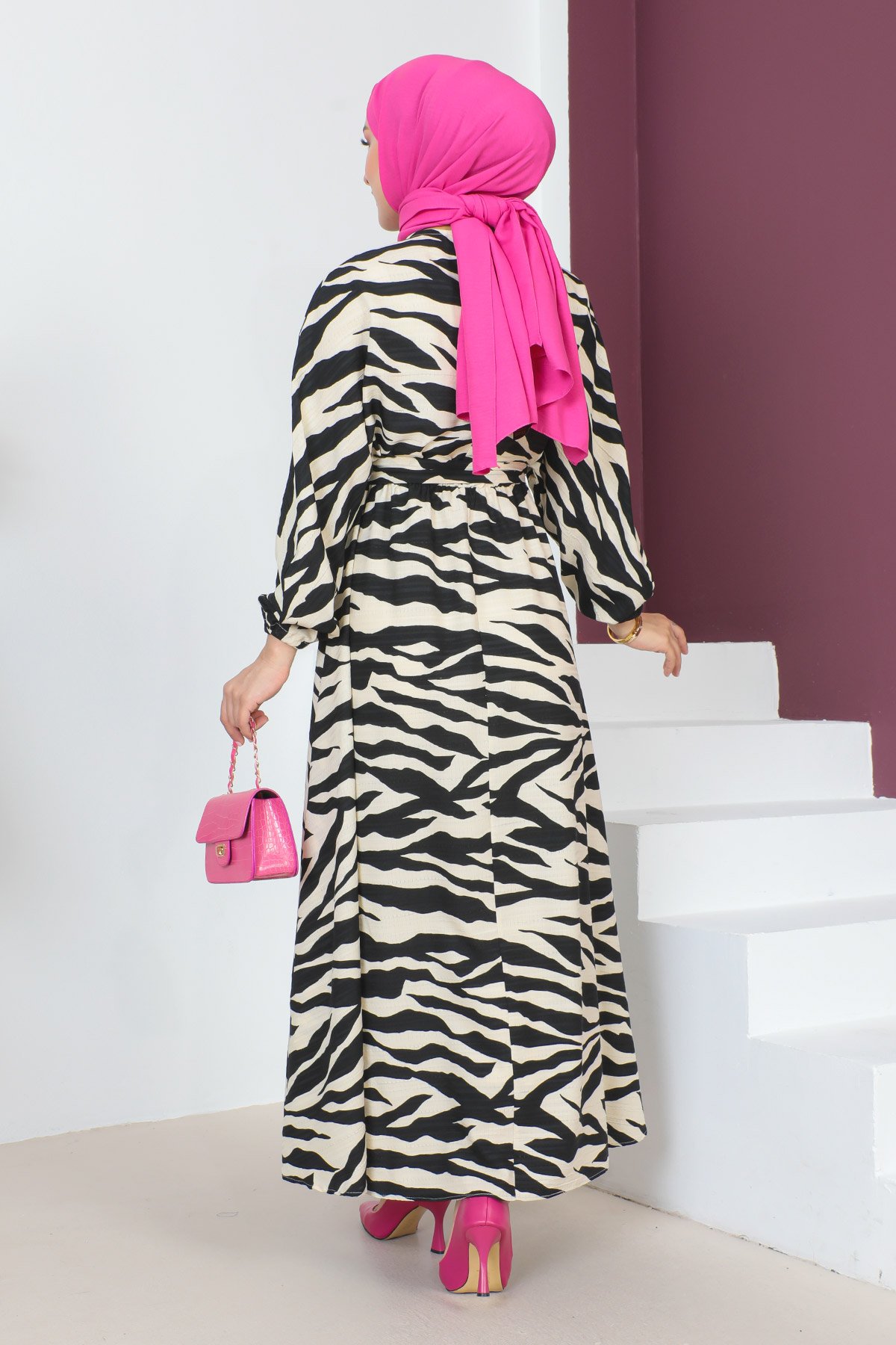 Zebra Desenli Elbise TSD230624 Siyah